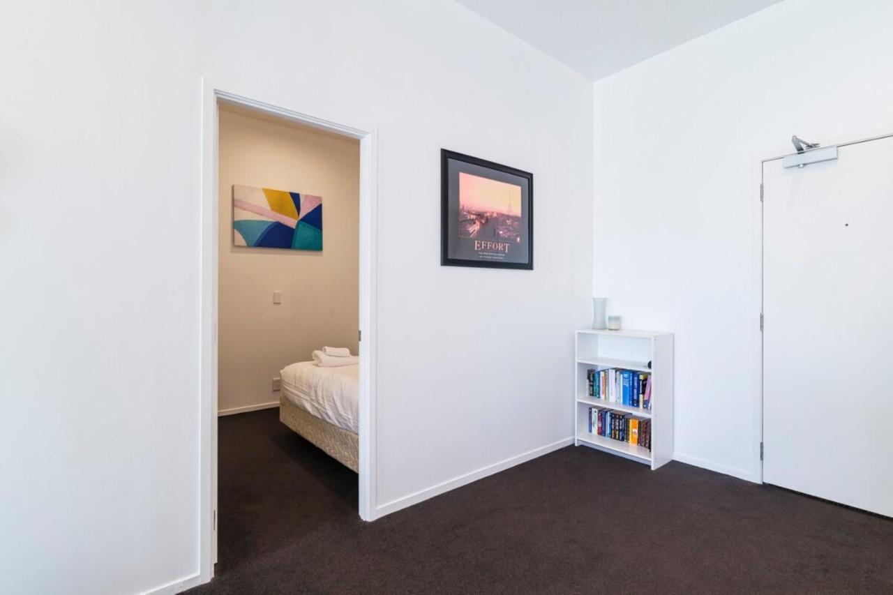 Modern 2 Bedroom Apartment In Auckland Cbd With Parking Exterior photo